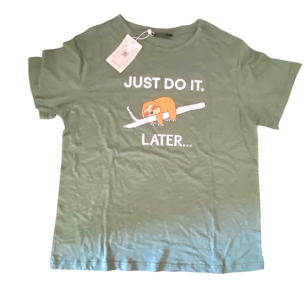 Green Sloth Graphic T Shirt Medium NWT